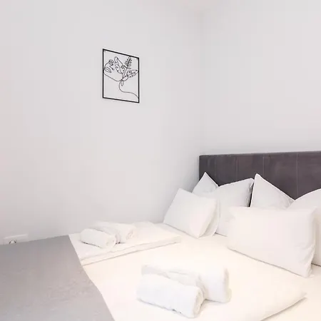 Apartment Simi - The Wave *