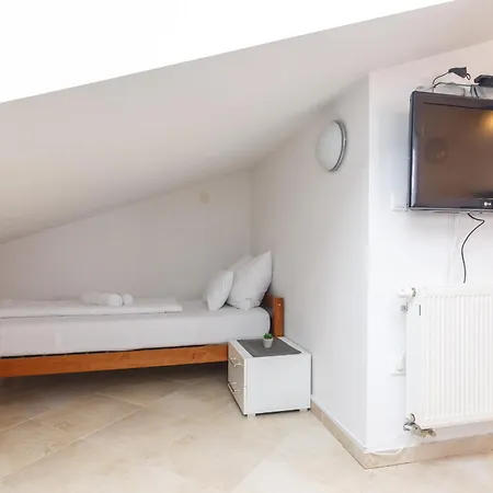 Simi - The Wave Crikvenica