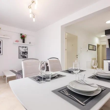 Διαμέρισμα Simi - The Wave *