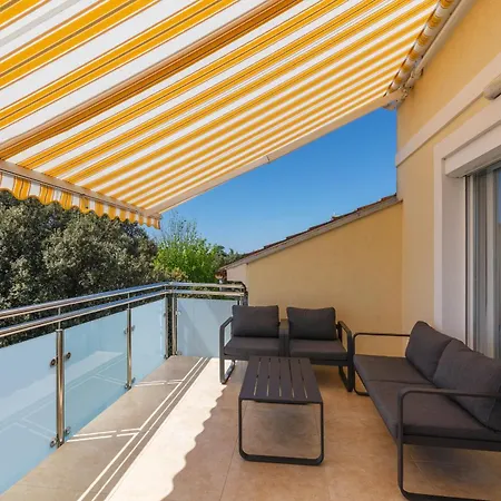 아파트 Simi - The Wave *